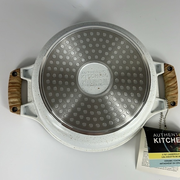 Authentic Kitchen Ceramic Non-Stick 8" 2.7 qt Casserole with Lid Off White New - Picture 7 of 8